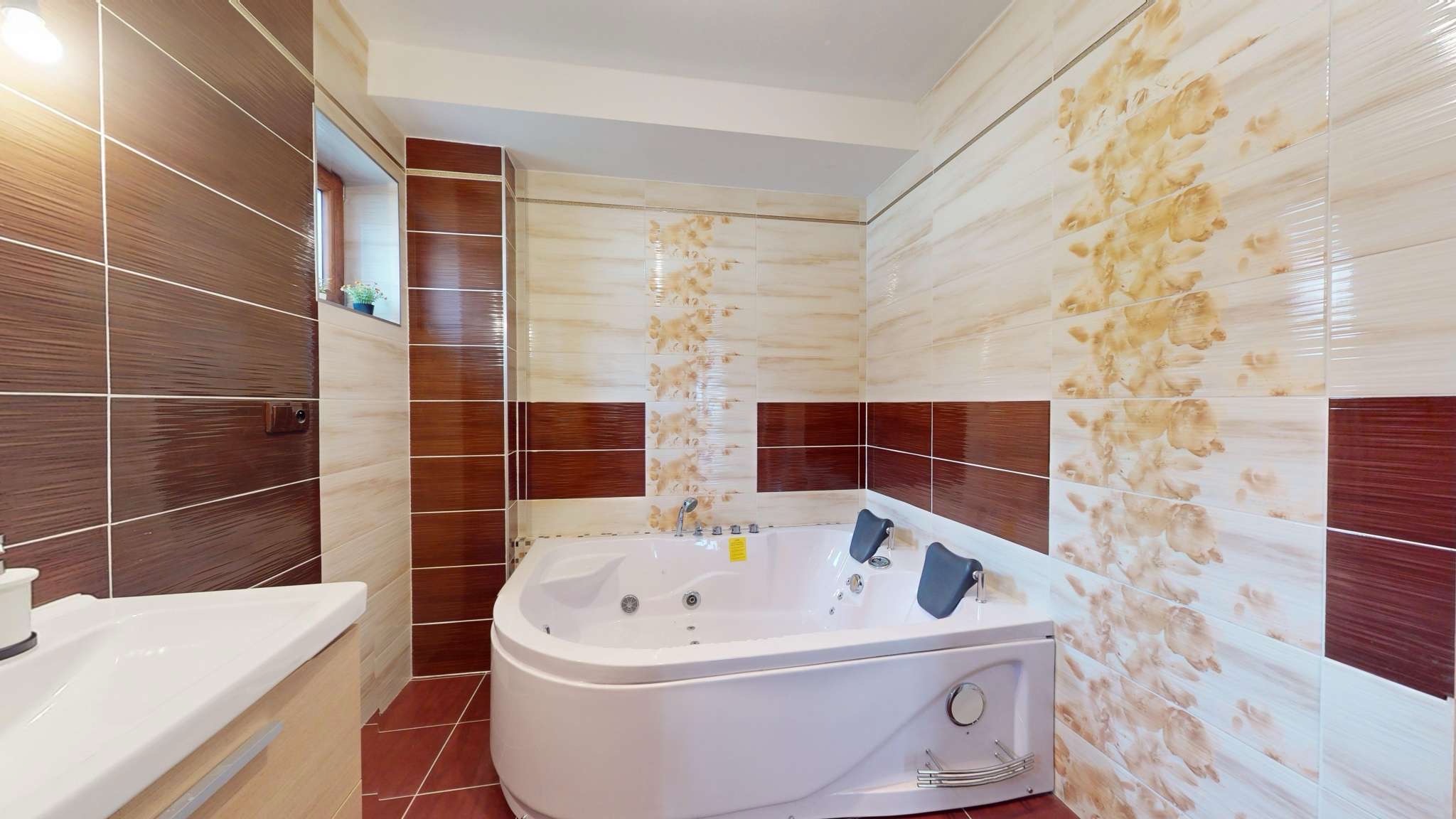 Dom, Balkánska, Rusovce